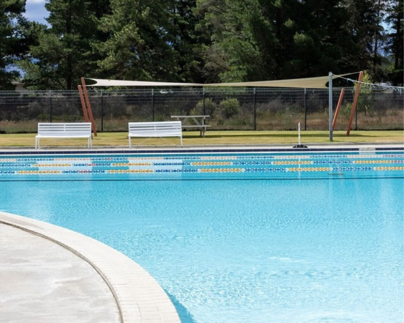 Alexandra Outdoor Pool